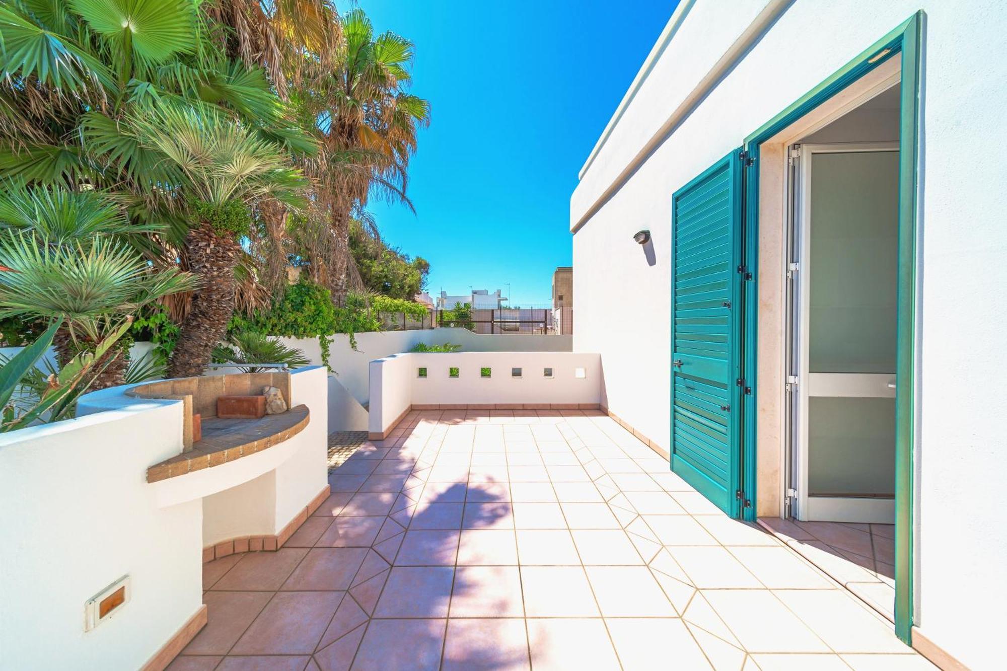 Residence Oasi Sul Mare Torre Suda Zewnętrze zdjęcie