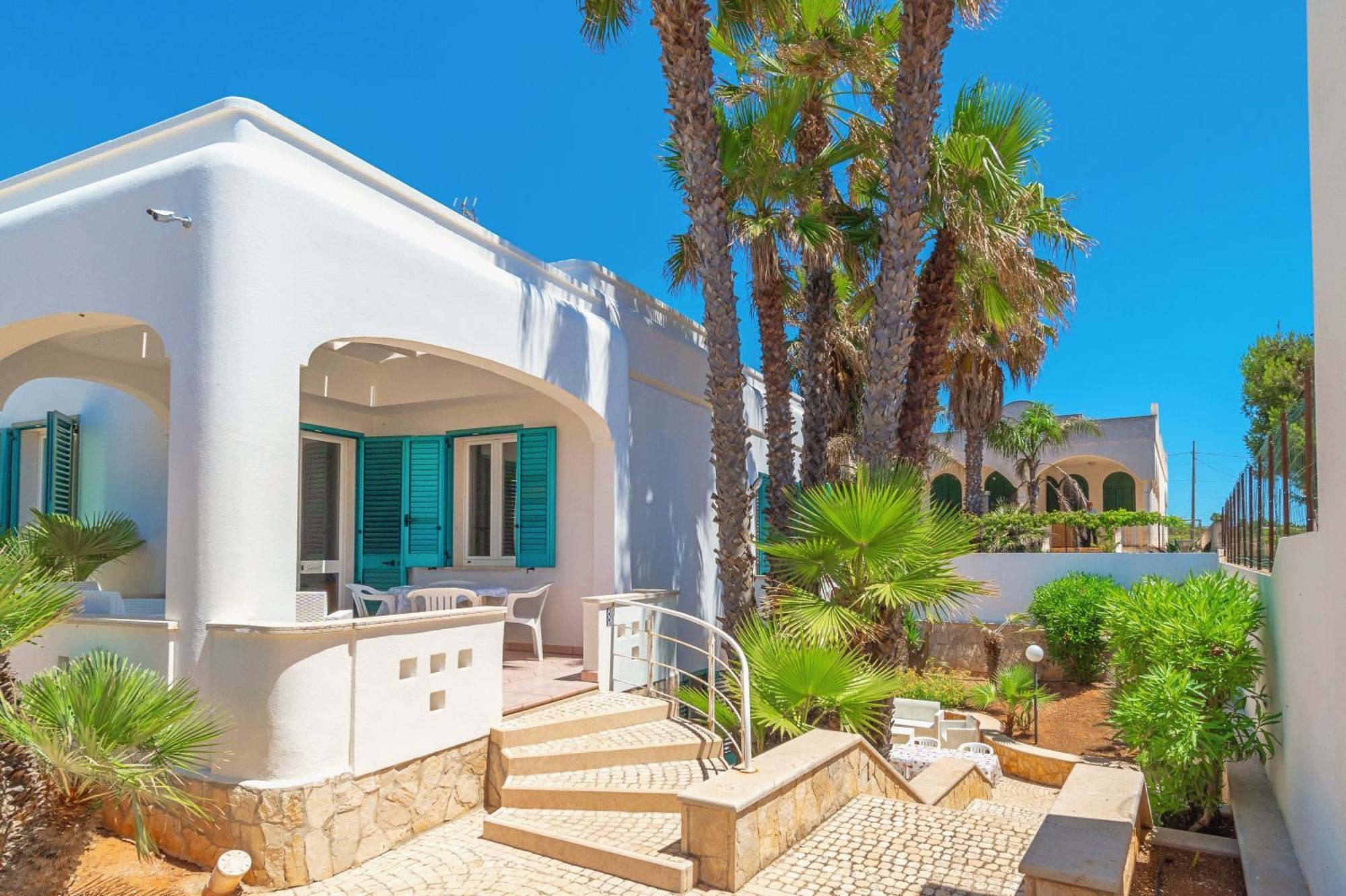 Residence Oasi Sul Mare Torre Suda Zewnętrze zdjęcie