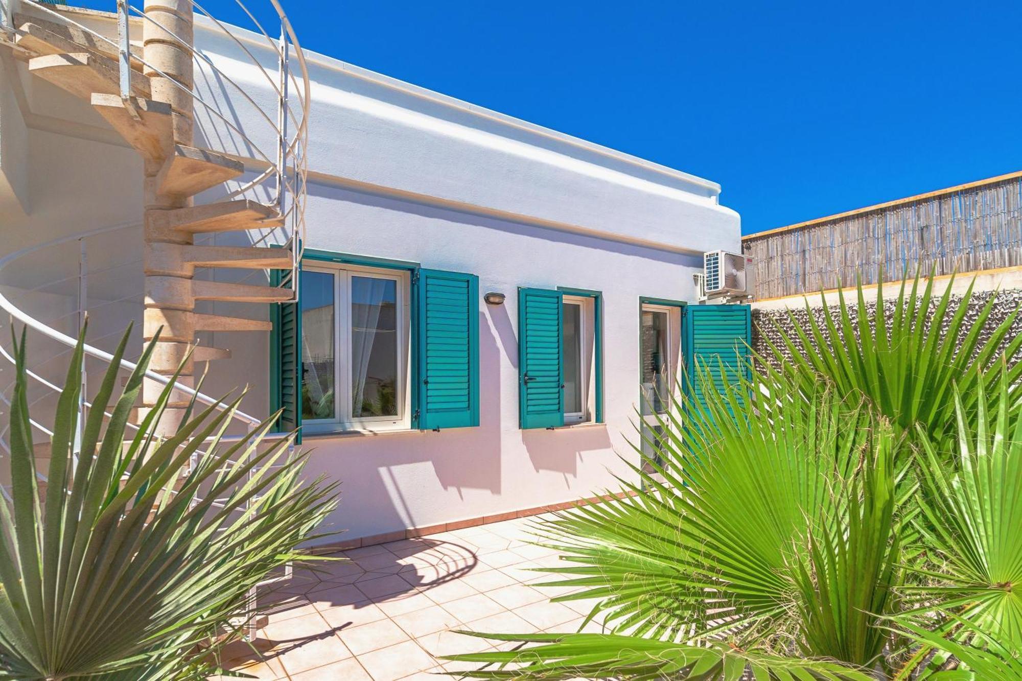 Residence Oasi Sul Mare Torre Suda Zewnętrze zdjęcie